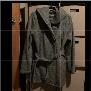 Lightweight hooded coat